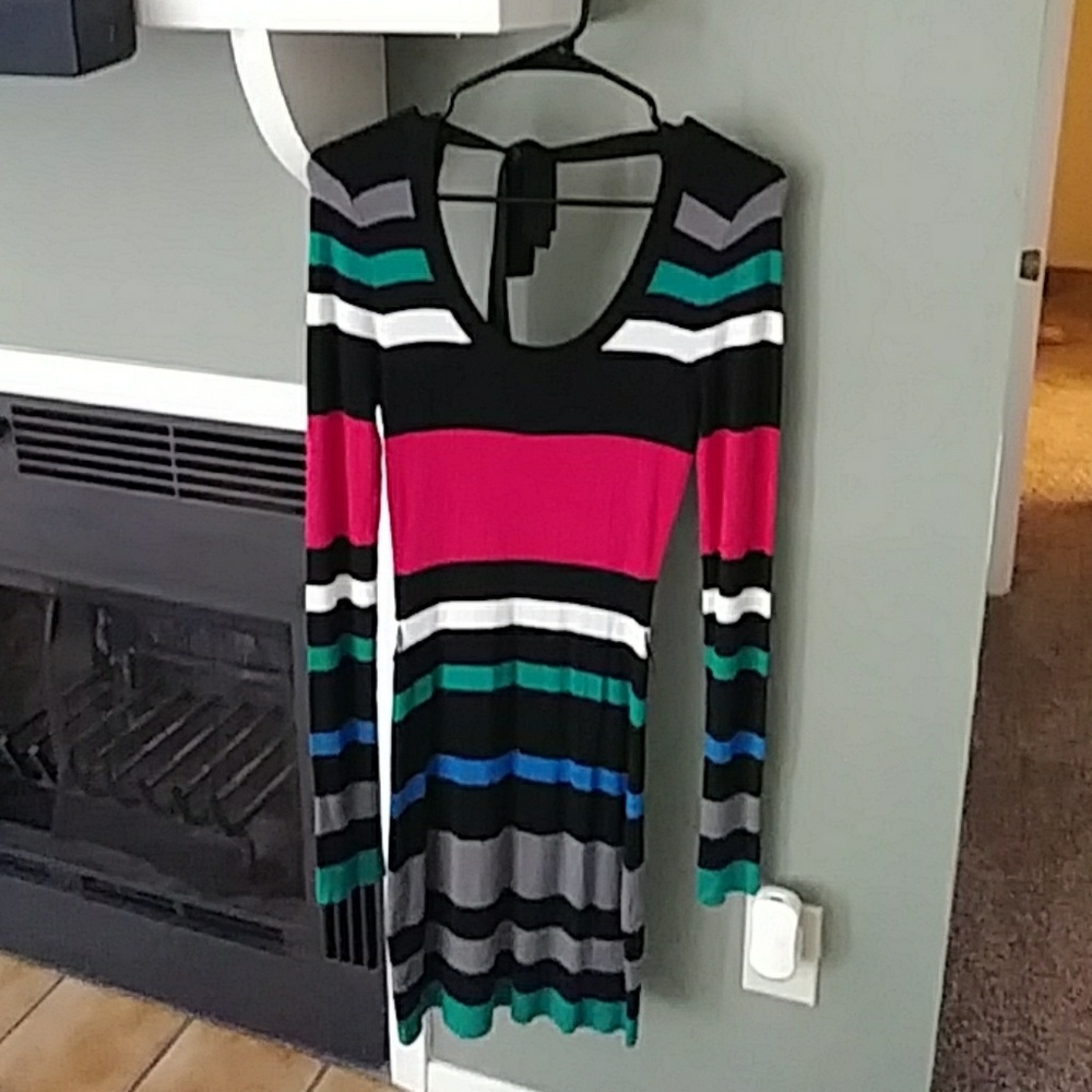 🌈 3/$10 SALE Guess Bodycon Striped Dress